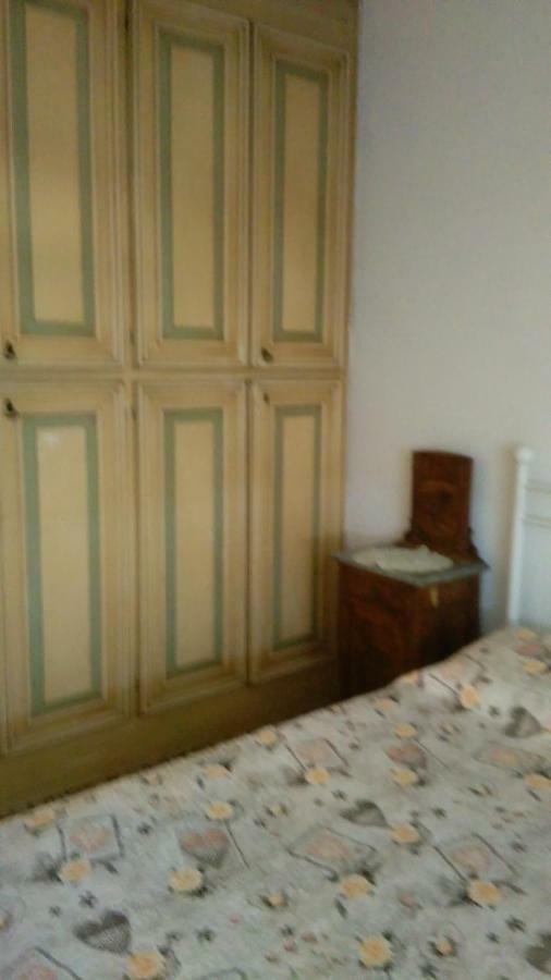 Appartement Oasi di tranquillità à Asti Extérieur photo