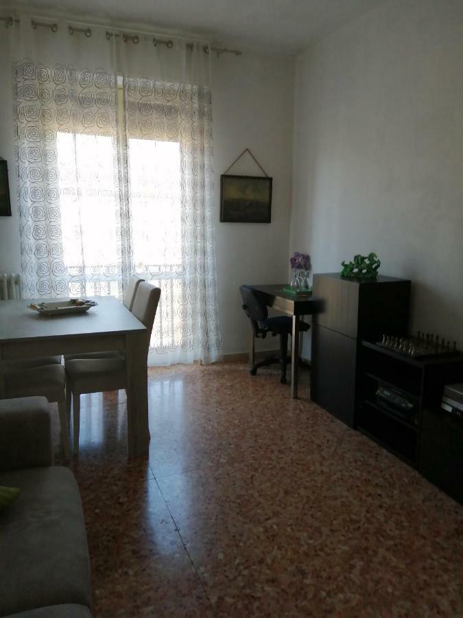 Appartement Oasi di tranquillità à Asti Extérieur photo